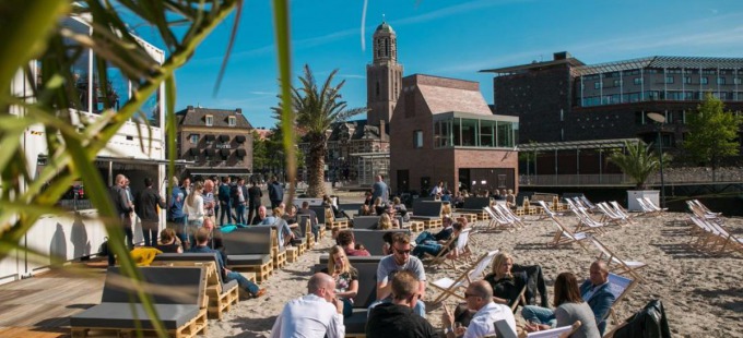 Stadsstrand Zwolle, nog zonder 1,5m