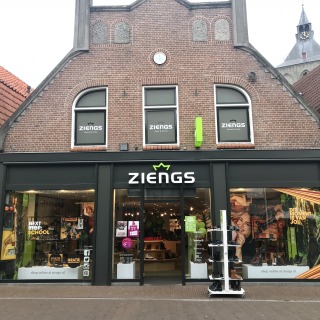 Ziengs schoenen - Tourist Info Oldenzaal