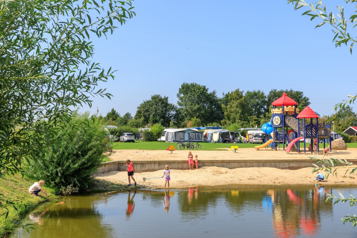 Mr Akkertien on the Voorst