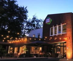 Internationaal restaurant HERA