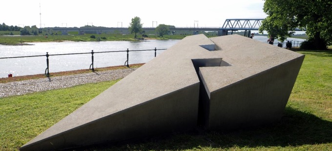 Etty Hillesum monument - Foto Pieter Leeflang