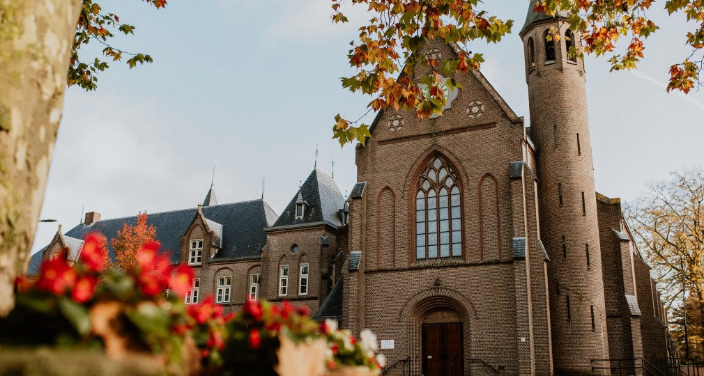 Zenderen kerk klooster