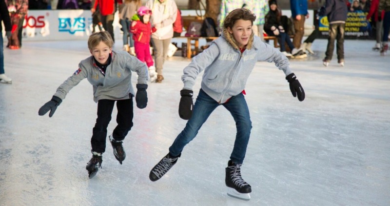 Rijssen op 't ijs - Lekker schaatsen in het centrum van Rijssen