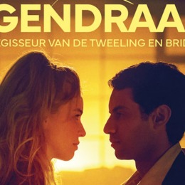 Film poster van Tegendraads toont twee hoofdpersonen in een intieme pose met warme, zachte verlichting.