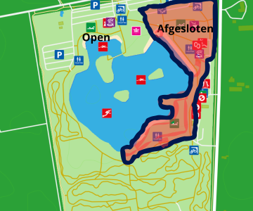 Kaart van een recreatiegebied met een gemarkeerd gesloten deel ('Afgesloten') en een open deel ('Open').