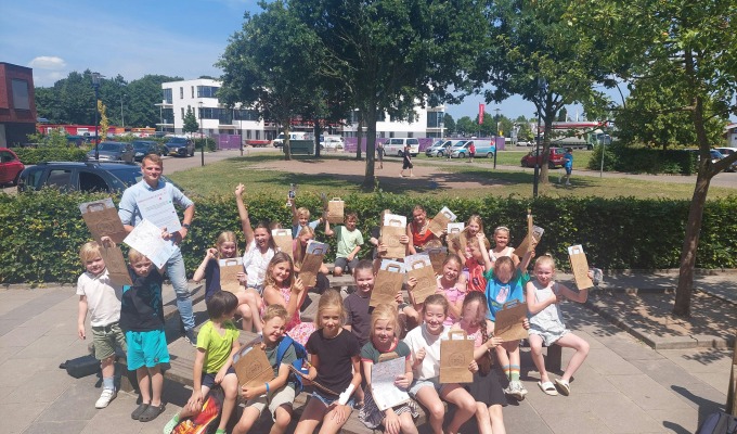 Basisschool Los Hoes winnaar kleedjesmarkt Meispektakel