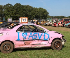 Autorodeo clubwedstrijden en lady klasse.
