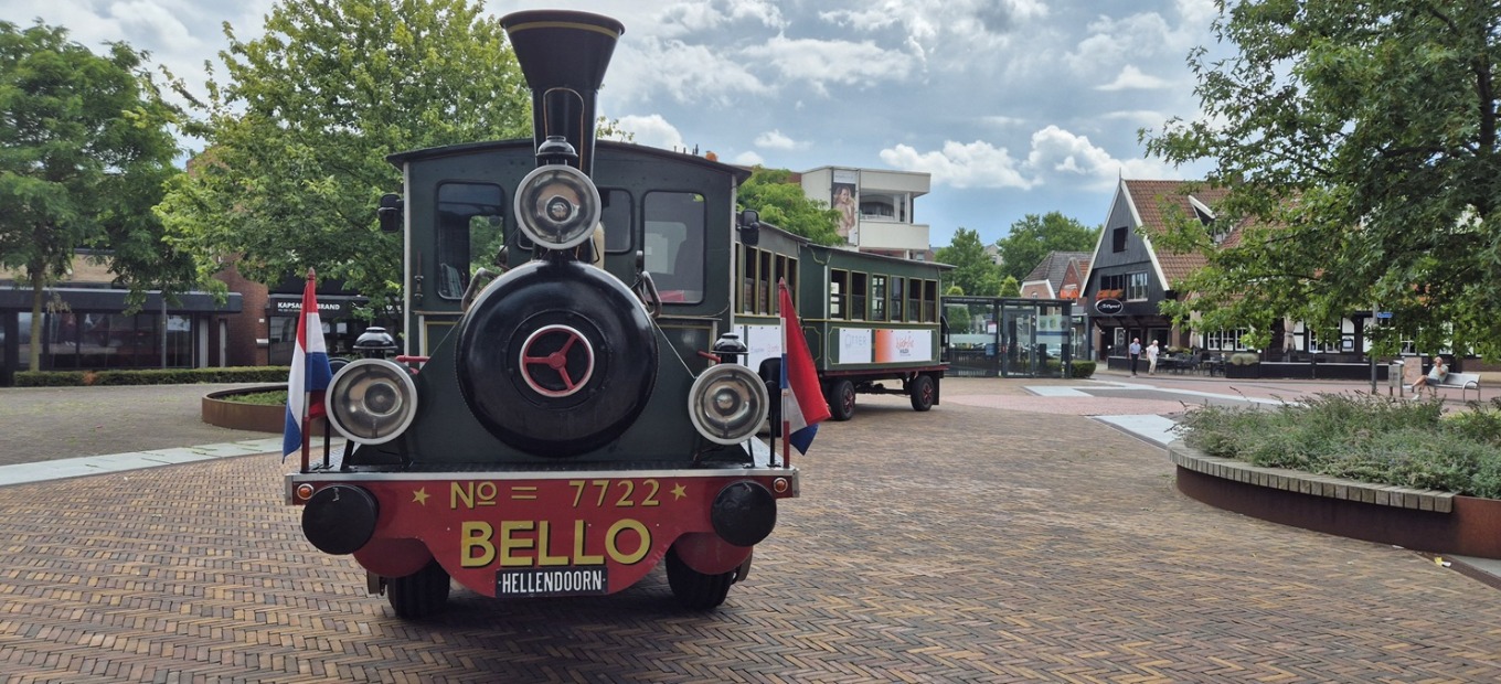 Treintje Bello rijdt van Holten naar Rijssen