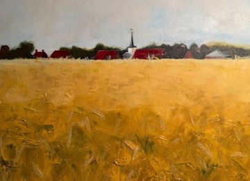 Schilderij van een uitgestrekt geel veld met een dorp op de achtergrond en rode daken en een kerktoren.