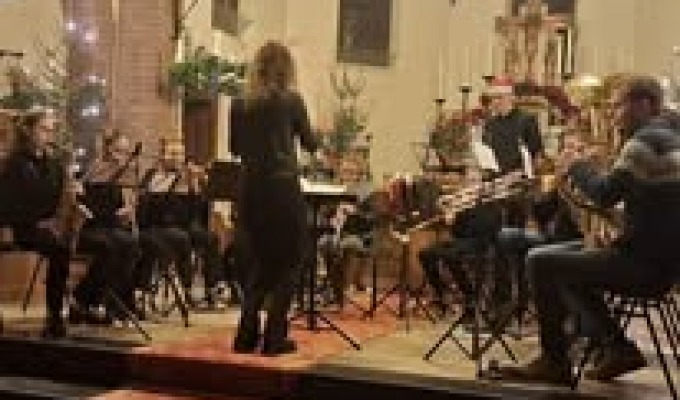 Christmas Dinner & Music