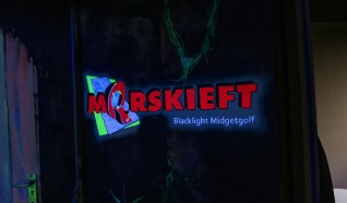 Blacklight midgetgolf Morskieft