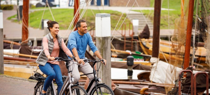 Fietsen langs water en historie