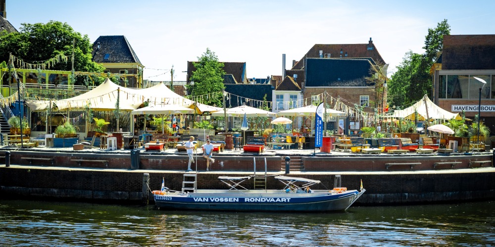 Van Vossen Rondvaart bij Stadstrand Blue Bayou