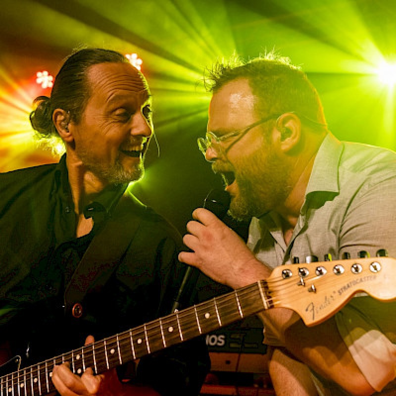 Tribute to Phil Collins en Genesis - Collins Live Experience