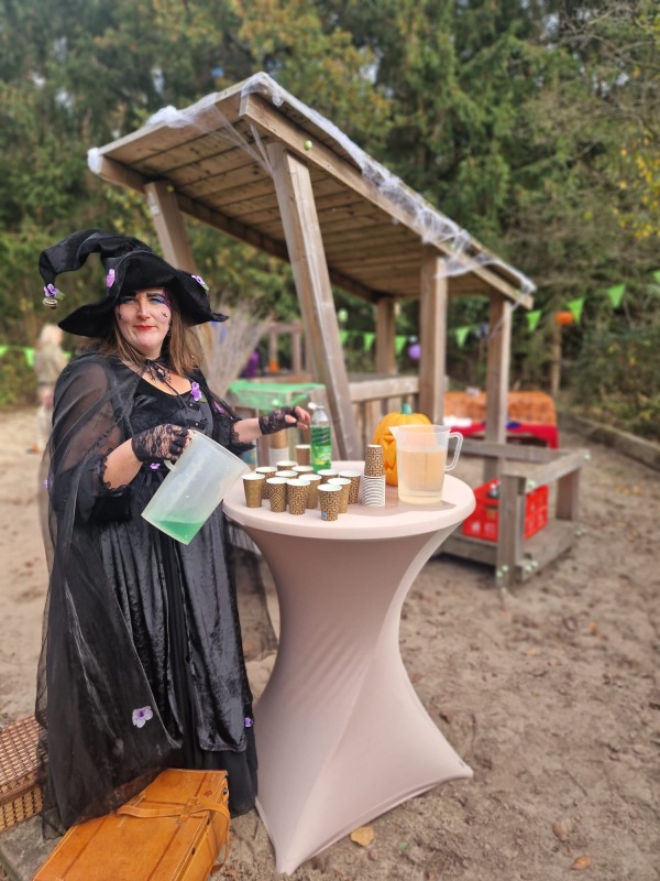 HeksenWonderLand bij Tante Stoof - Er hangt magie en wonder in de lucht…