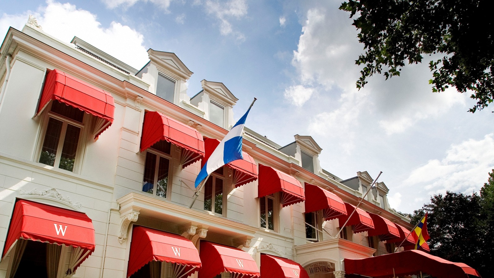 Bilderberg Grand Hotel Wientjes Historic Hanseatic cities